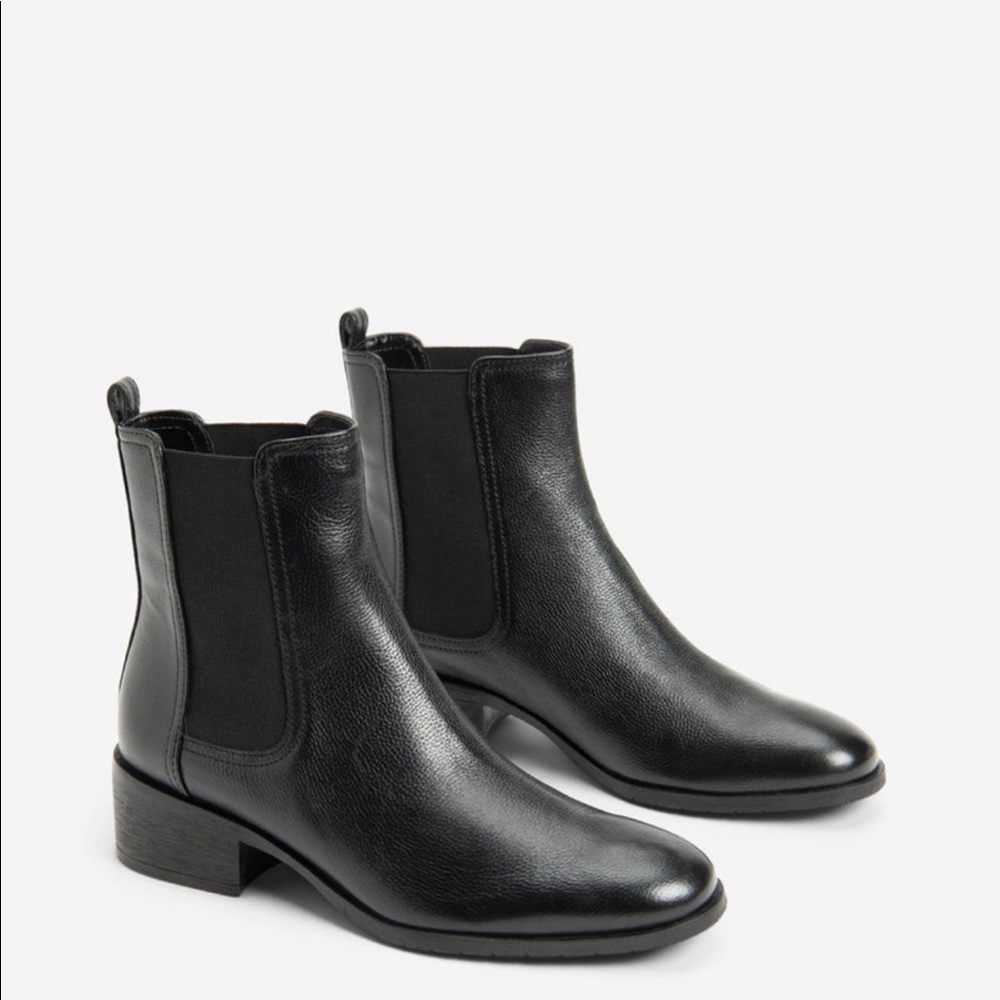 Kenneth Cole Reaction Chelsea Ankle Boots Size 8